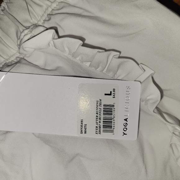 NWT Yogalicious Size L White Running Shorts - Picture 5 of 8